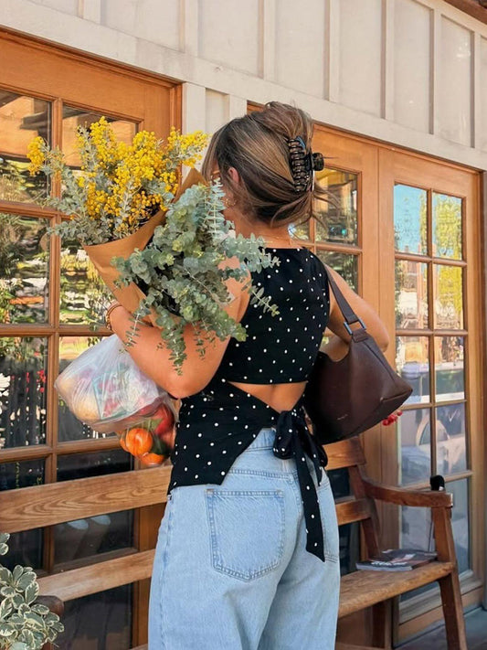 👗🎀 Sleeveless Ruffle Tank Top with Tie Belt & Polka Dots – 50% OFF! Y2K-Inspired, Perfect for Warm Days. 🔥✨