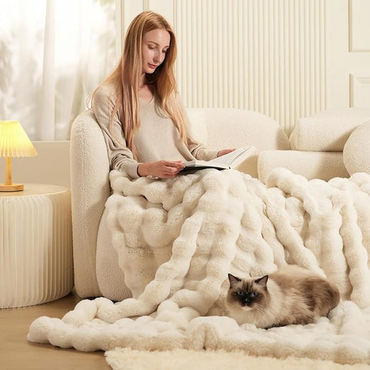 Hot Sales - 🔥🔥50% OFF🔥🔥🛏️Thickened rabbit plush&milk velvet cover blanket