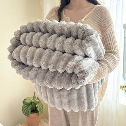 Hot Sales - 🔥🔥50% OFF🔥🔥🛏️Thickened rabbit plush&milk velvet cover blanket