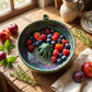 🍓 50% OFF NOW!🔥Berry Swirl Washing & Serving Bowl – Dual-purpose colander design, non-slip base & perfect for rinsing, draining & serving berries or snacks 🥣